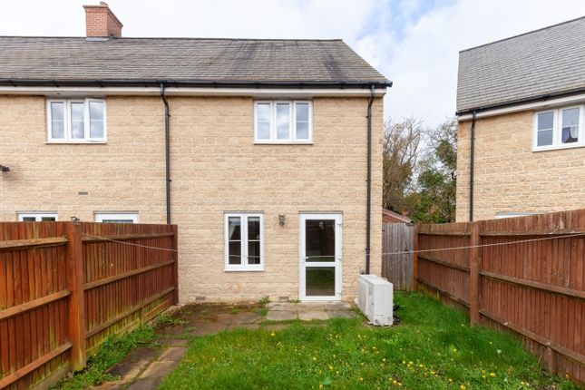 End terrace house for sale in Cresswell Close, Yarnton, Kidlington