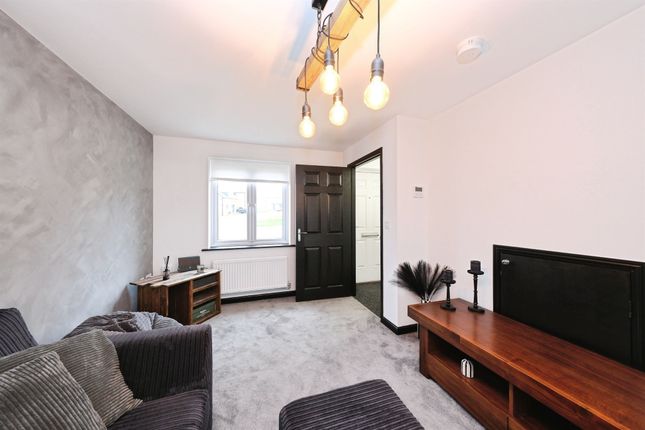 9, Mistletoe Way, SUTTON-IN-ASHFIELD photo 4