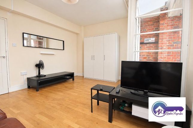 Flat 51, Clarence Way, London photo 3