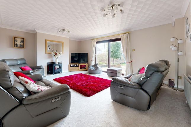 377, Dorchester Road, Weymouth photo 2