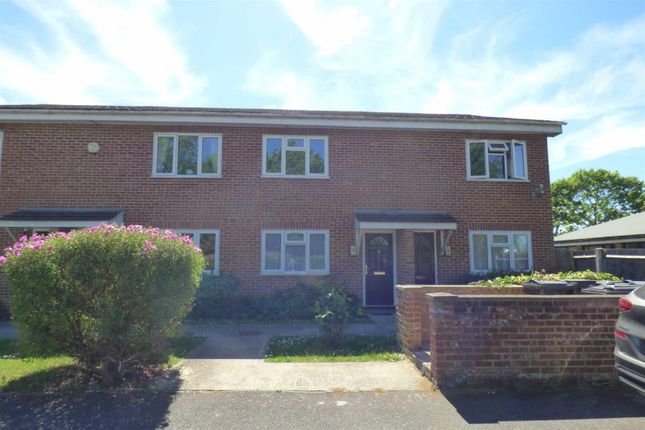 Thumbnail Maisonette to rent in Shirley Court, Wallis Avenue Parkwood, Maidstone