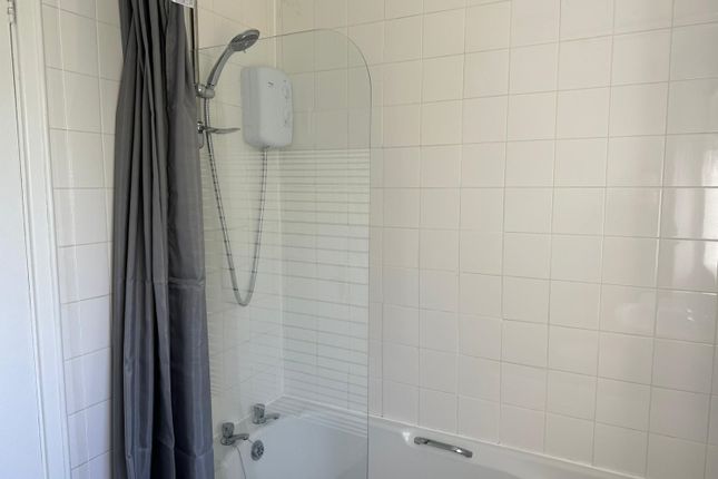 188, Mackenzie Place, Newton Aycliffe photo 5