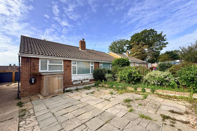2-bed bungalow on 14, Heathfield, £1,450/mo
