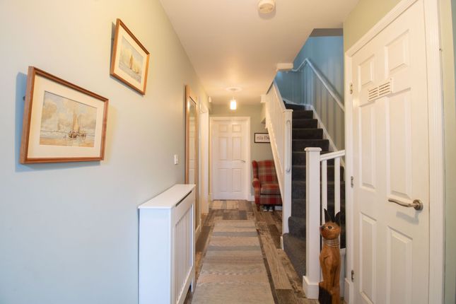 62 Woodside Walk, Newport photo 2