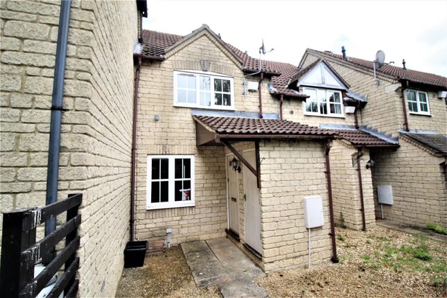 2 bed terraced house to rent in Catterick Close, Chippenham SN14