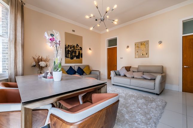 Flat 18, Palace Place Mansions, 36, Kensington Court, LONDON photo 4