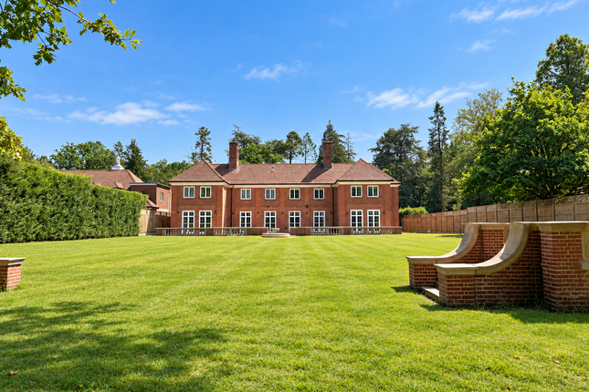 5-bed detached on Bracken Hill Close, Northwood, £3,950,000