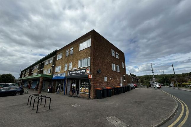 Thumbnail Flat for sale in Downs View, Mayfield Road, Dunstable