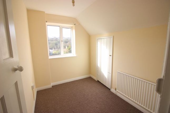37, Spring Meadow Road, Lydney photo 4