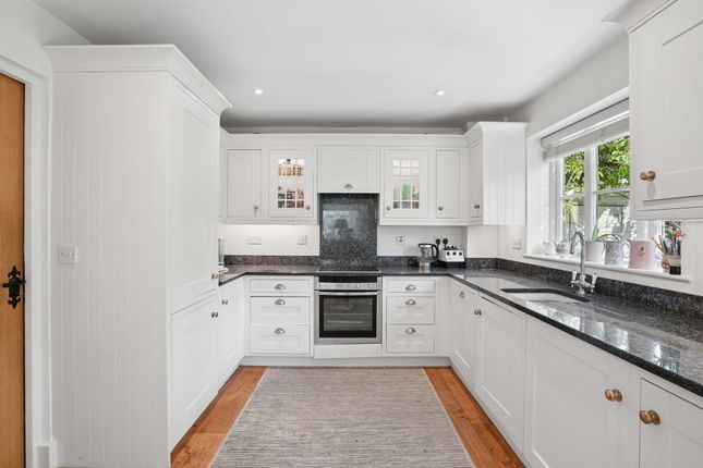 17 Glebelands, Bampton photo 4