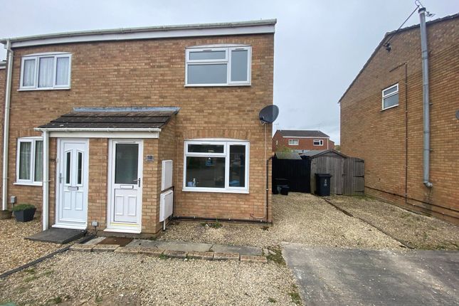Thumbnail Semi-detached house to rent in Symonds, Freshbrook, Swindon