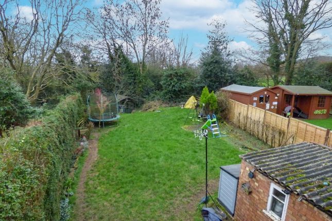 6, Heathlands Close, Malvern photo 3