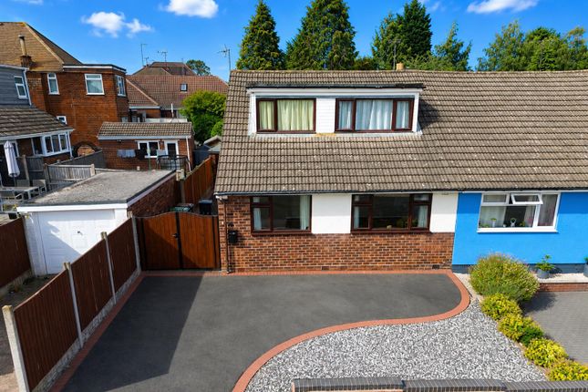3-bed semi-detached on 1, Woodford Close, Coventry, £260,000