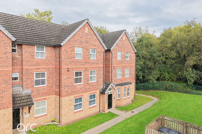 19 Brookfield Apts Leigh Road, Atherton, Manchester photo 4