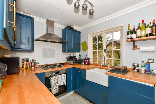 Thumbnail Cottage for sale in Sandringham Gardens, Ilford, Essex