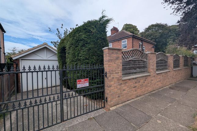 30, Staindrop Crescent, Darlington photo 2
