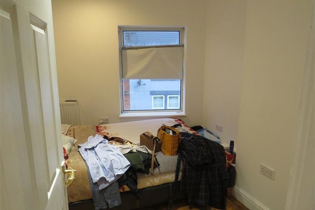 Flat for sale in Montague Street, Rushden