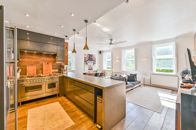Nevern Square SW5, Earls Court photo 3