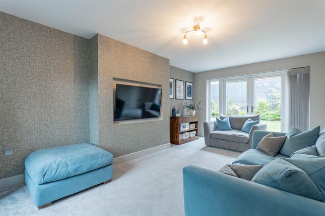 2, Shireburne Drive, Chorley photo 2