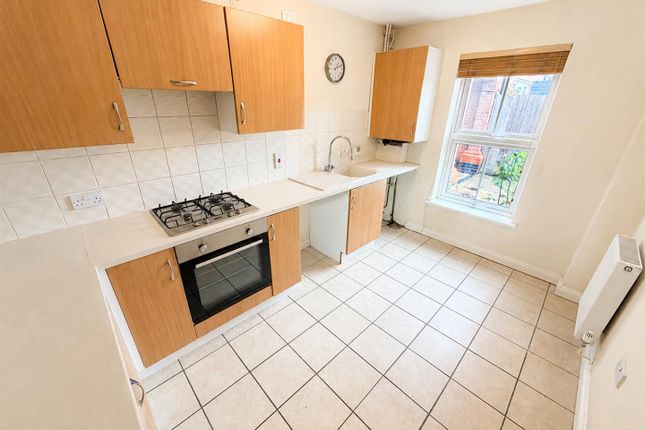 28, Chatsworth Road, Corby photo 2