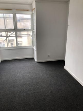 Thumbnail Studio to rent in Maison Dieu Road, Dover
