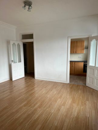 Flat A 732 Anlaby Road, Hull photo 4