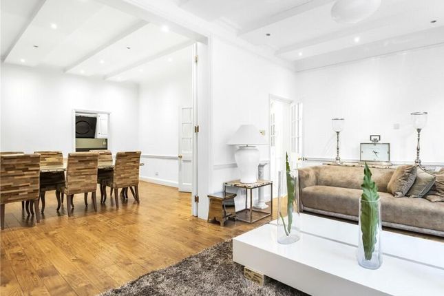 Flat to rent in Church Row, Hampstead