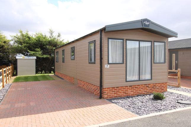 2-bed caravan on 7 Steadings Holiday Park, 10, Ipswich Road, Woodbridge, £95,000