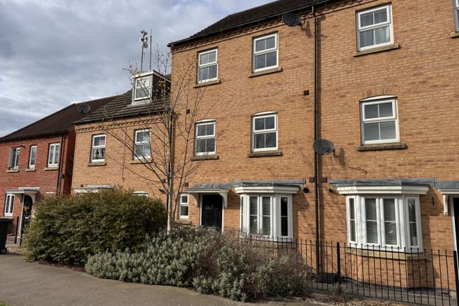 Terraced house to rent in Hedge Lane, Witham St Hughs, Lincoln