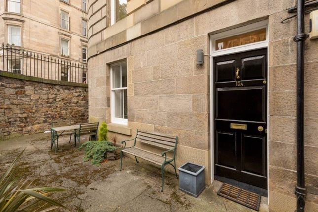 Thumbnail Flat to rent in Carlton Street, Stockbridge, Edinburgh