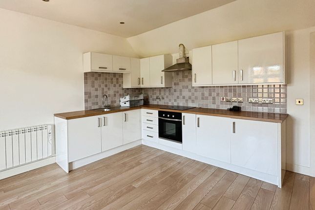 Flat 4, Egan House,, Madeira Road, Isle of Wight photo 3
