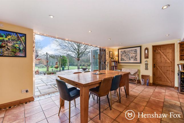 The Sanctuary, Salisbury Road, Romsey photo 4