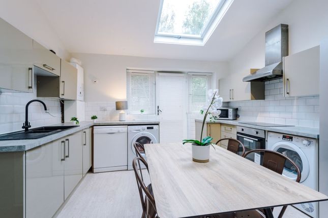 41, Talbot Road, Manchester photo 2