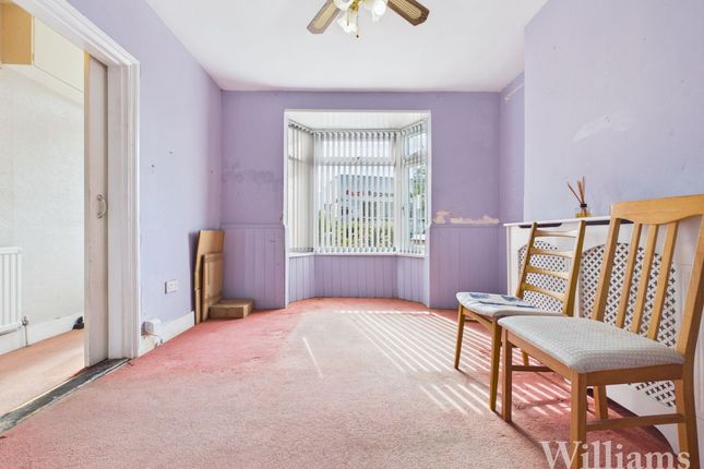 69 Bicester Road, Aylesbury photo 4