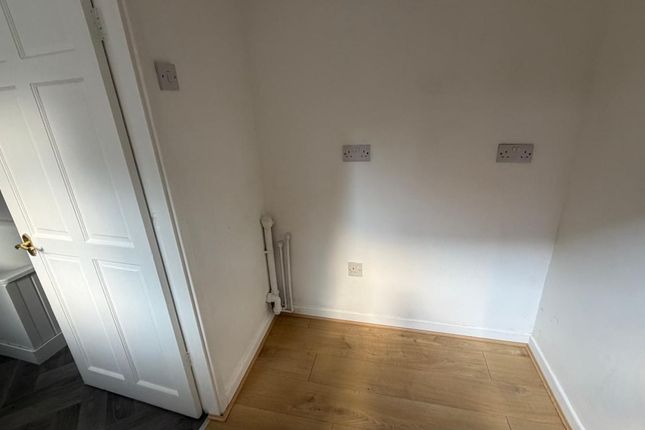 35 Well Lane, Bootle photo 5