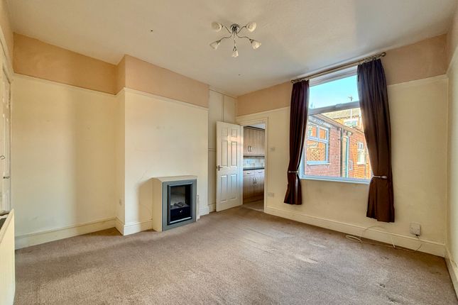 5 Fieldhouse Street, Wakefield photo 3