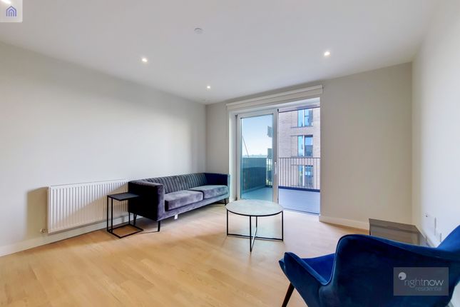 Thumbnail Flat to rent in Hale Wharf, London