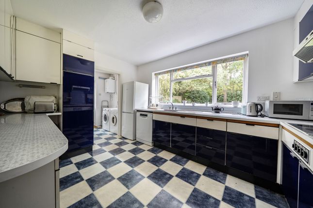 Briarwood, 36, Fulmer Drive, Buckinghamshire photo 3