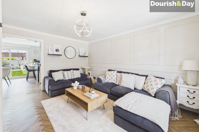 21 Delamere Lane, Stafford photo 2