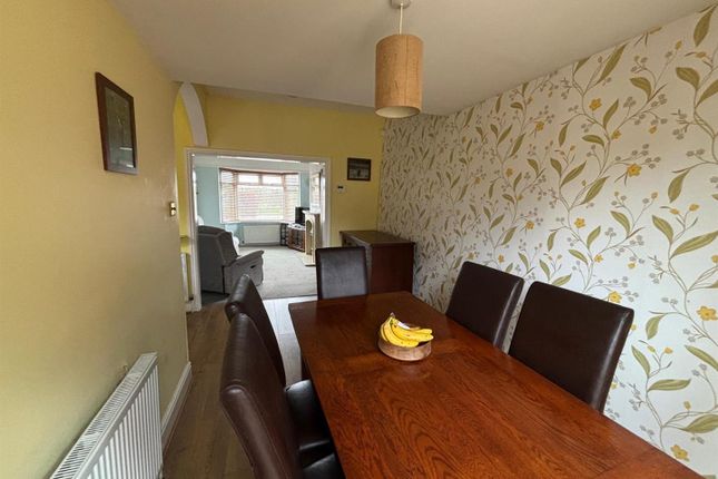 Kempville, Leas Lane, Hull photo 4