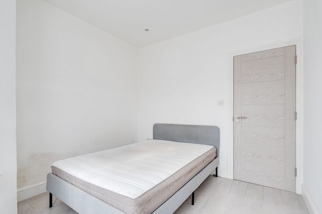103A, Willingdon Road, Turnpike Lane photo 5
