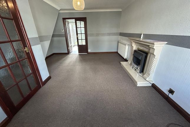 9, Calder Road, Stourport-On-Severn photo 2