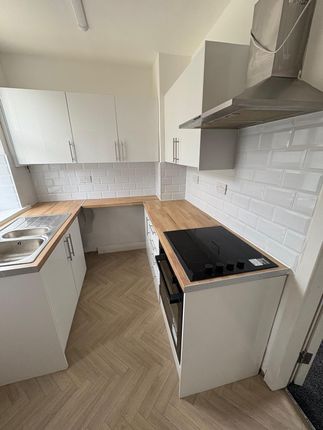 37, Chellow Street, BRADFORD photo 2