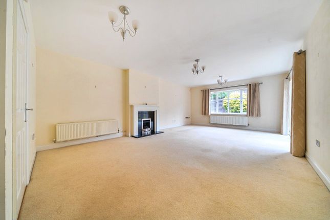 45, Knox Road, Surrey photo 2