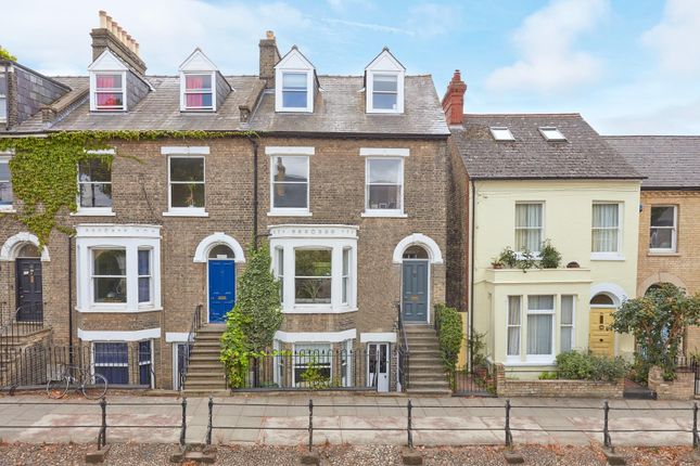 Thumbnail Town house for sale in Maids Causeway, Cambridge