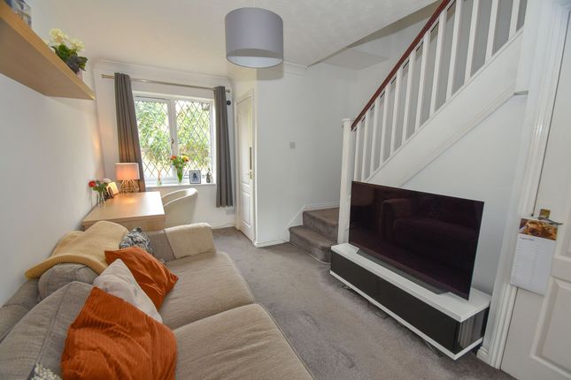 15 Eayre Court, St. Neots photo 2