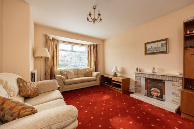 18, Paisley Drive, Edinburgh photo 2