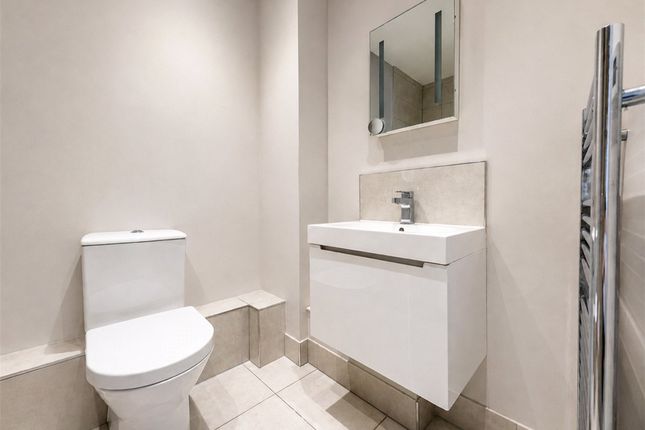 Flat 5, Parmenter House,, Tower Street, Hampshire photo 5