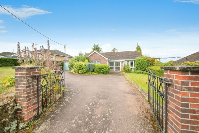 Thumbnail Detached bungalow for sale in Ferry Road, Fingringhoe, Colchester