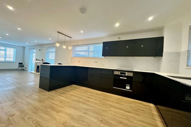 30 Park Drive Close, Newhaven photo 4